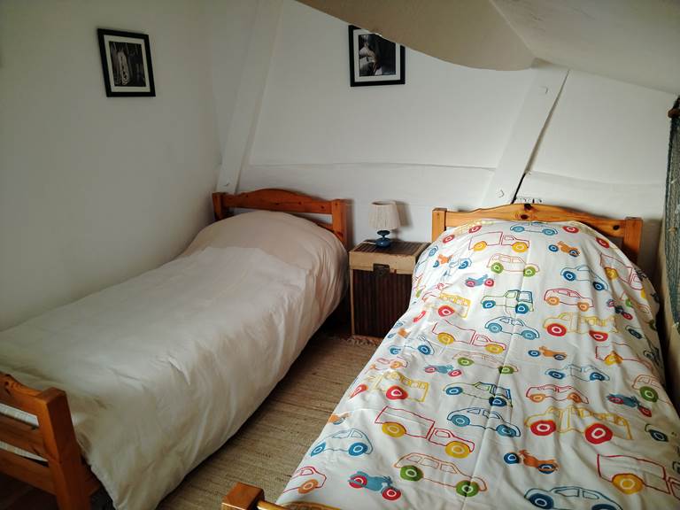 Petite chambre enfants à l'étage-gallery