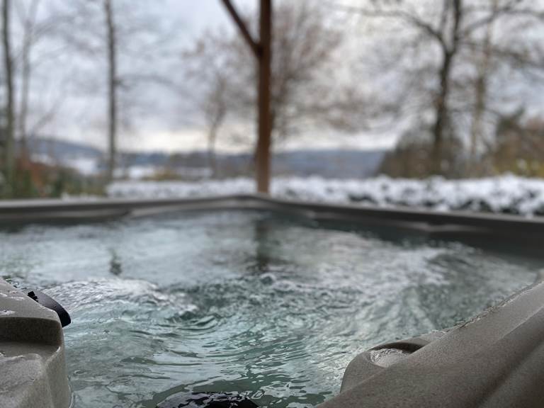 Spa privatif en hiver chauffé à 38°C