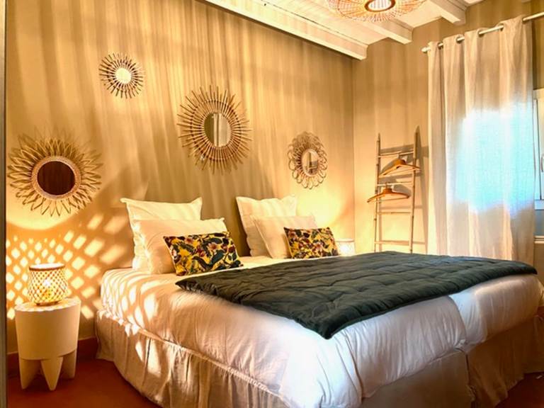 chambres-hotes-piscine-proche-collioure