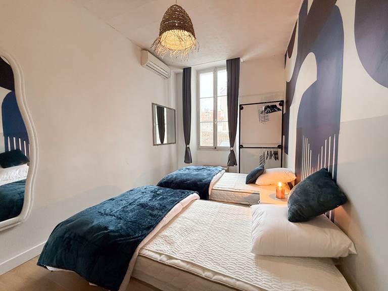 ID310 JAURES _ CANNES ACCOPMODATION7