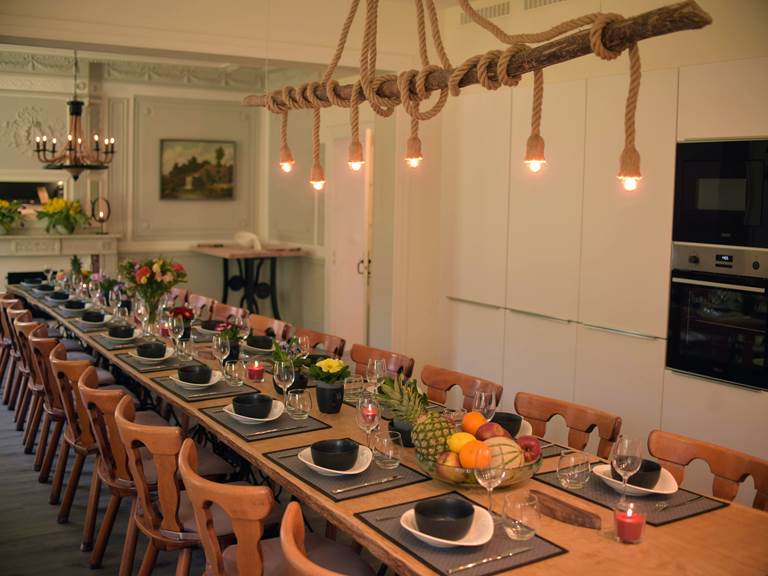 Lange eikentafel - Grande table en chêne - Langer Eichentisch - Long oak table