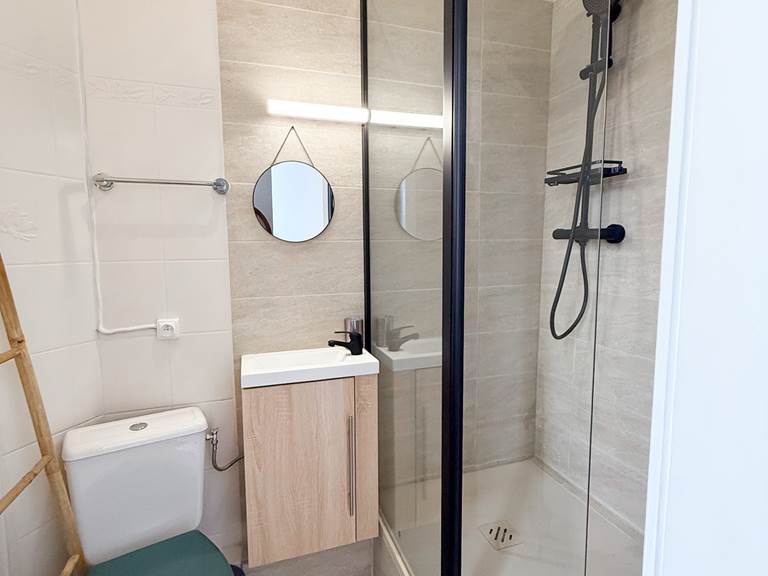 ID310 JAURES _ CANNES ACCOPMODATION14