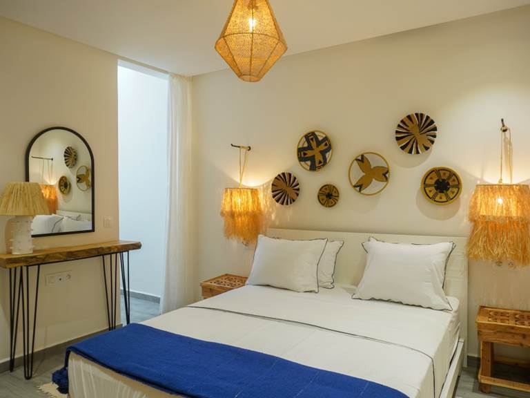 205b50ff9624038fa3d0fc3ade4c1ec7c4f5082365c2410a2b2ad0047c5a4e15-4bc330aba9_v0_w1024xh768_rDEF