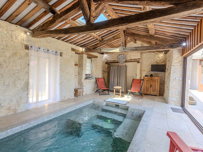private-indoor-heated-pool.134186-gallery