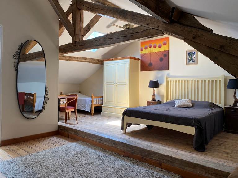 Photo de la Chambre Champagne - Chambres d'hôtes La Grange Richard à Dinsac
