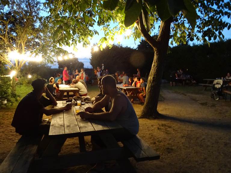 un petit coin de guinguette 2018