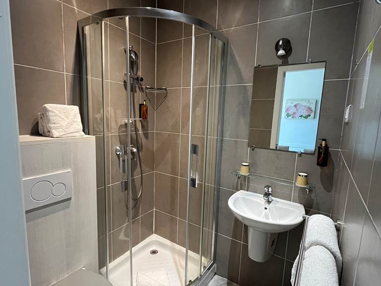 salle de bain chambre double supérieure