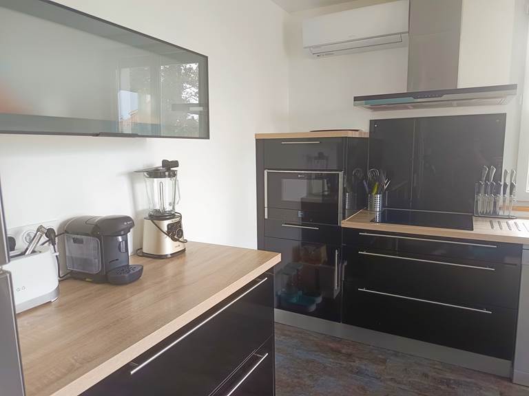 547300068_1375702307892174_3454071924919530605_n