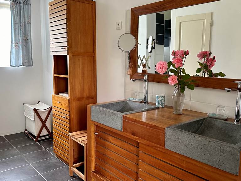 Salle de douche privative-gallery