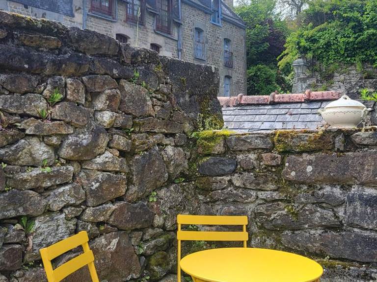 Vue des jardins en terrasse accessibles