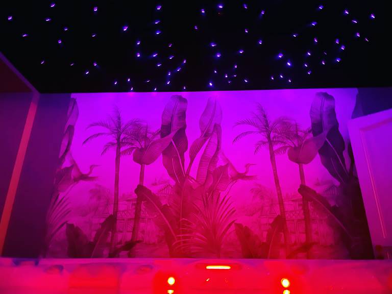 D485FAAE-54A4-45A2-853A-021E0489FB1D