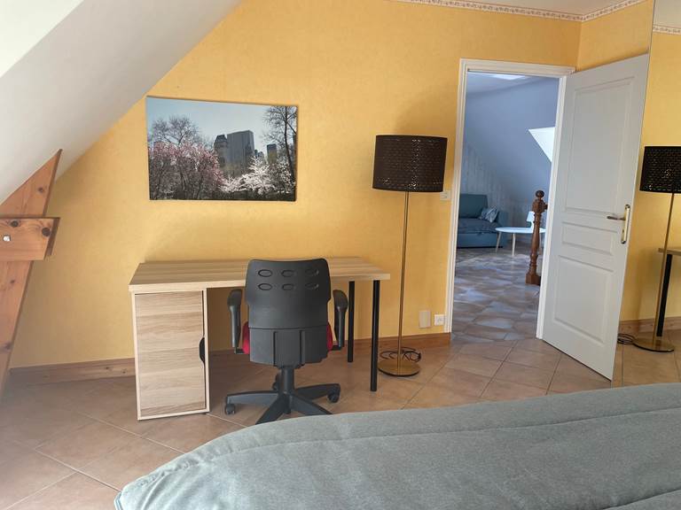 Chambre 3 avec lit King size et bureau