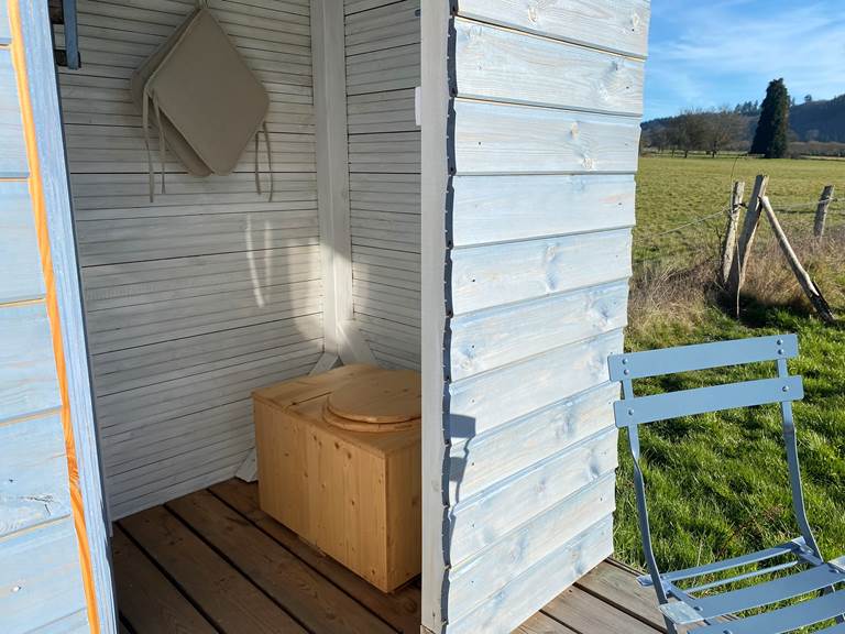 Les terres de la chouette, les toilettes sèches