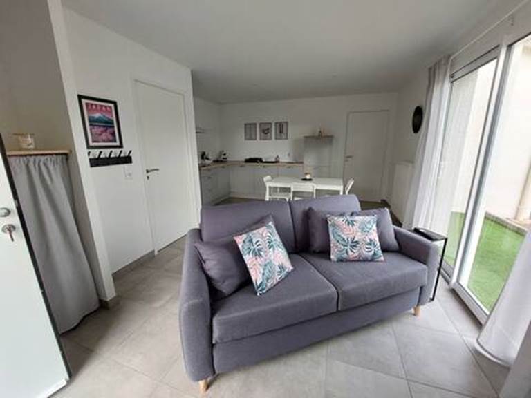 8ad1fc9a-9abd-4668-87a6-974db682f939