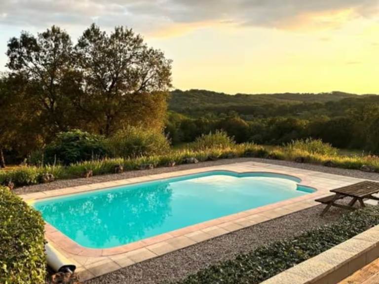 Gite du Causse Loubressac Piscine-gallery