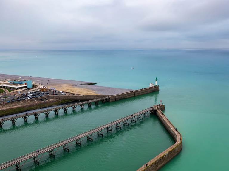 Le Tréport Gites La Baie des Remparts Baie de Somme France