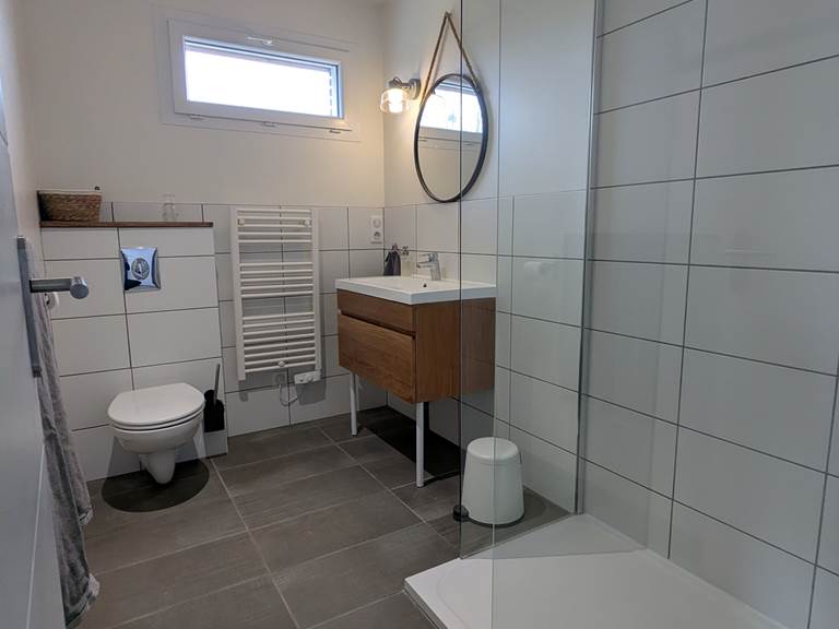 salle d'eau chambre 2