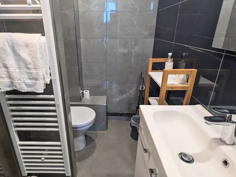 Salle-de-Bain-Paris-Hotel-Jean-Bart-Rive-Gauche