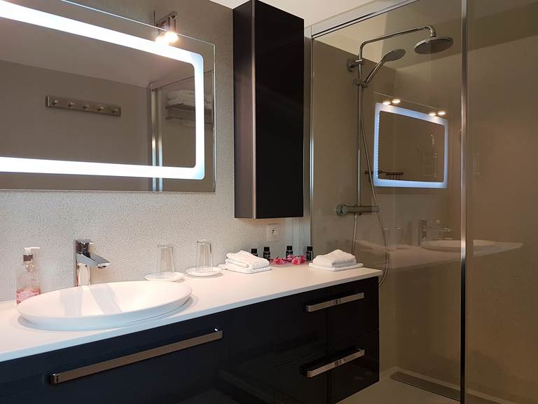 chabetaine  salle d'eau chambre Crépuscule