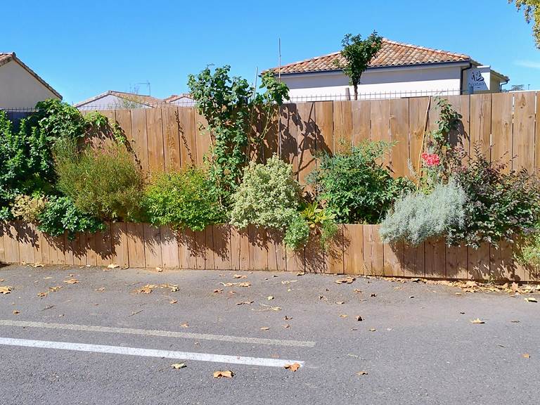 parking-16 bis gite-hotel-marssac sur tarn