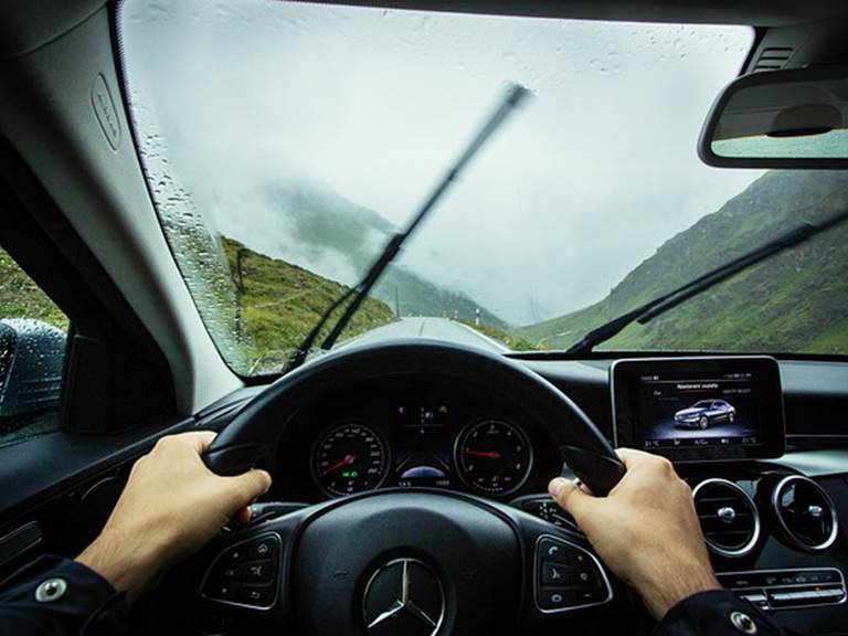 vehicle-2588154_640