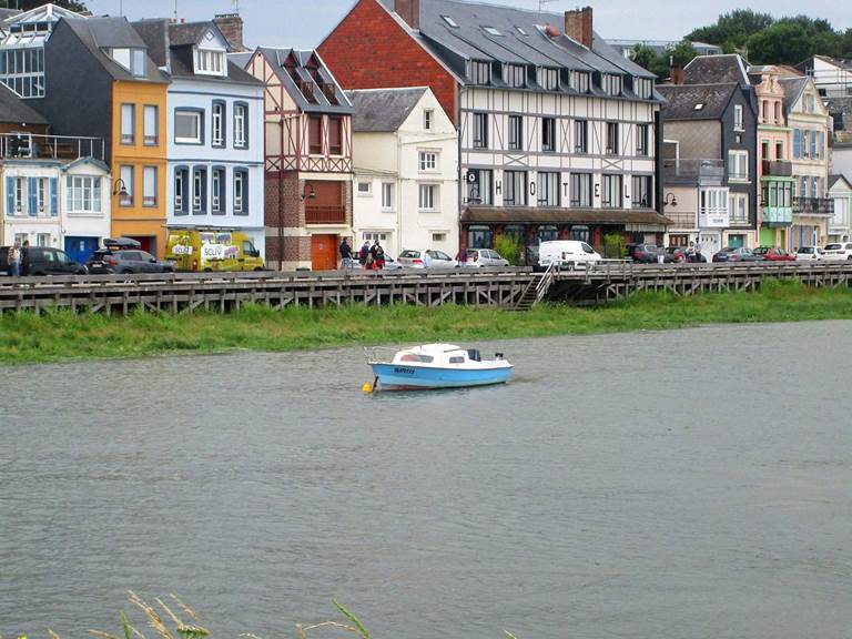 Saint Valéry sur Somme Gites La Baie des Remparts en Baie de Somme France