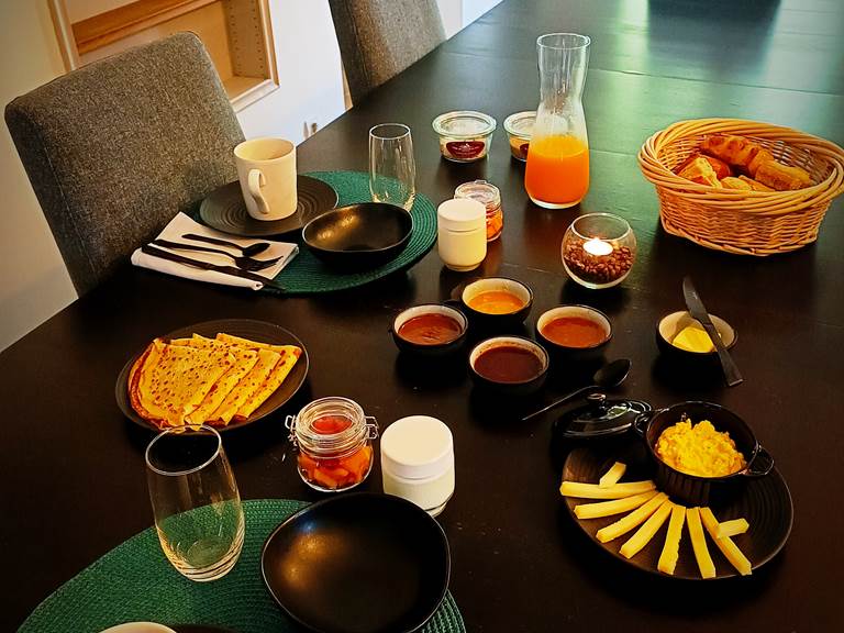 Gîtes, chambre d'hôtes et table d'hôtes gastronomique à Casteljaloux Lot et Garonne, piscine, jacuzzi et spa