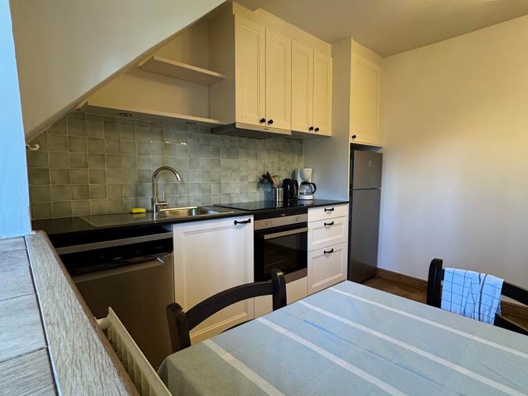 9e181b5f-756f-4feb-a7ee-f1a1fae433ad