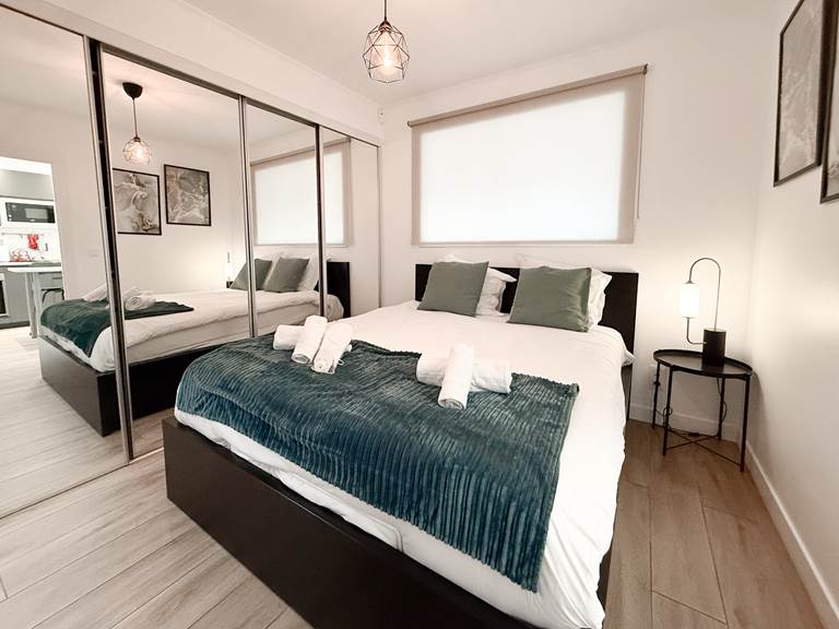 ID211_LATOURMAUBOURG CANNES RENTALS14