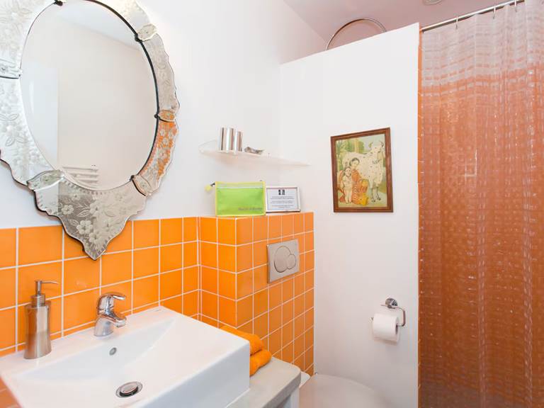 la salle de bain de la chambre Morjim