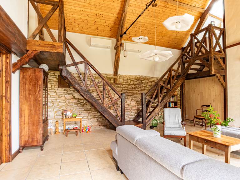 Mas d'Oliu Martel - Escaliers