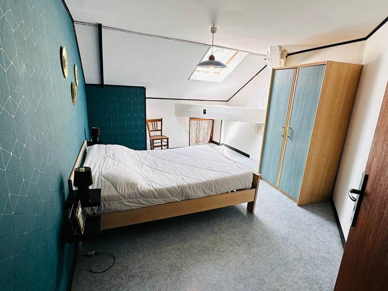 e18a99ca-6c53-4afd-984b-a31e33e1fca7