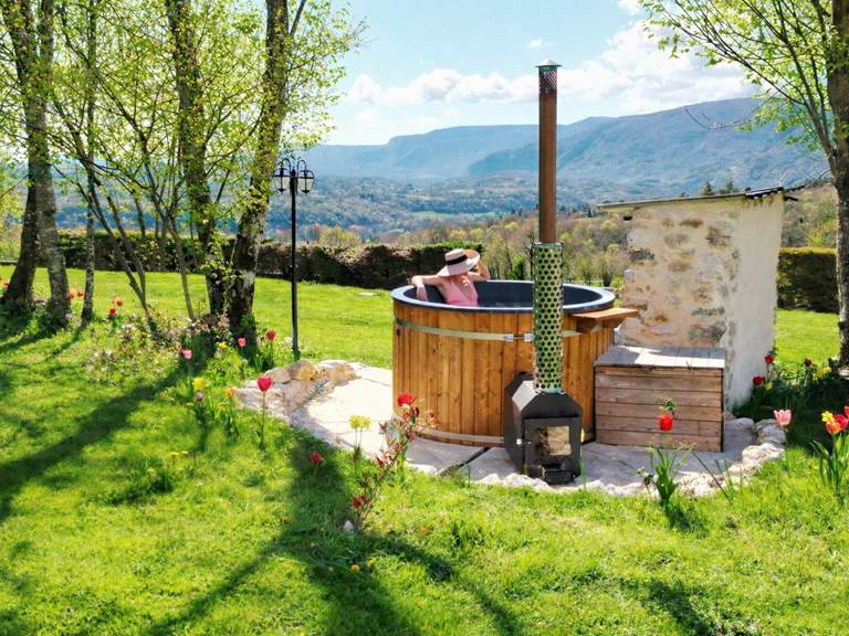 Séjour avec bain nordique à 1h d'Annecy