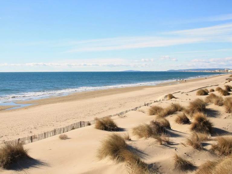 la plage des Amphores proche de l'appartement