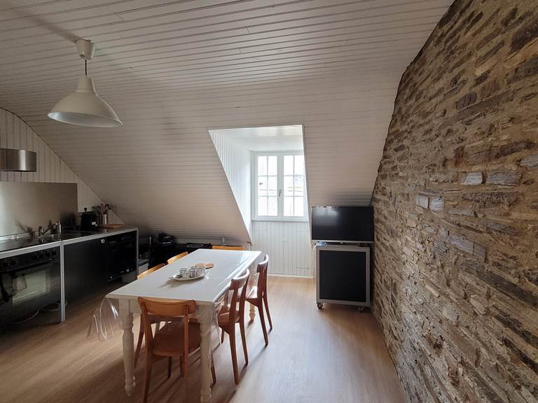 LA-BELLE-SAISON-Luchon-Location-d'appartements-Marmotte-Cuisine