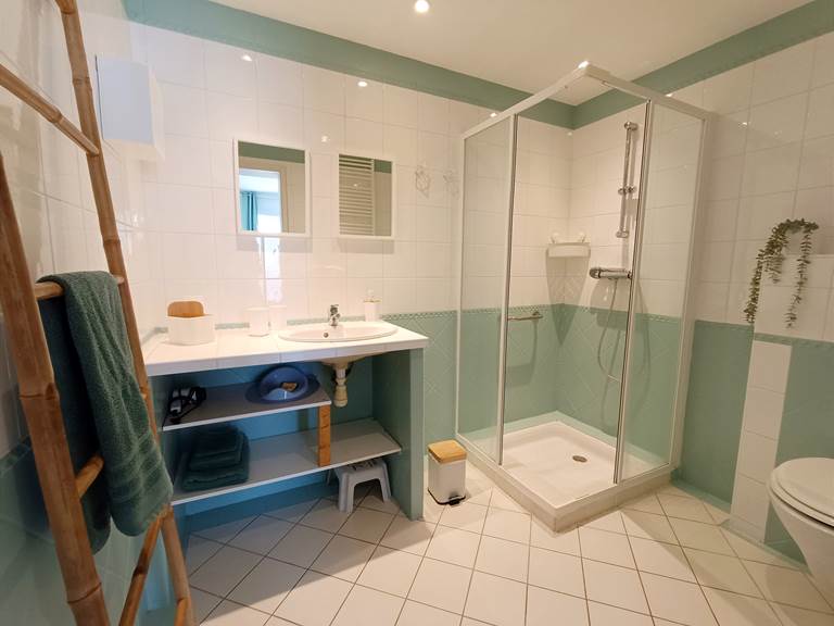 Gîtes, chambre d'hôtes et table d'hôtes gastronomique à Casteljaloux Lot et Garonne, piscine, jacuzzi et spa