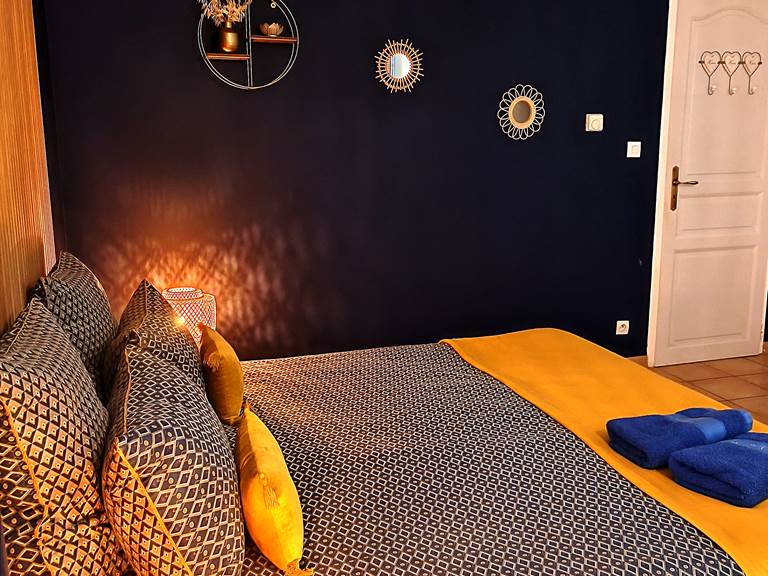 Gîtes, chambre d'hôtes et table d'hôtes gastronomique à Casteljaloux Lot et Garonne, piscine, jacuzzi et spa