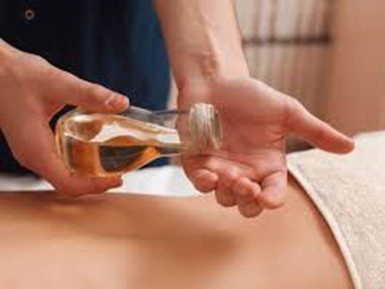 massage huile forestiere monclar chambre hote