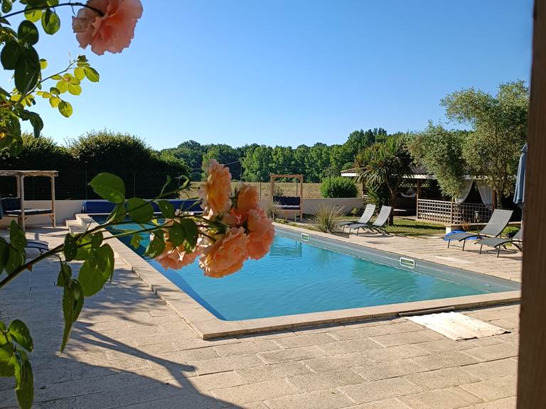 Gîtes, chambre d'hôtes et table d'hôtes gastronomique à Casteljaloux Lot et Garonne, piscine, jacuzzi et spa