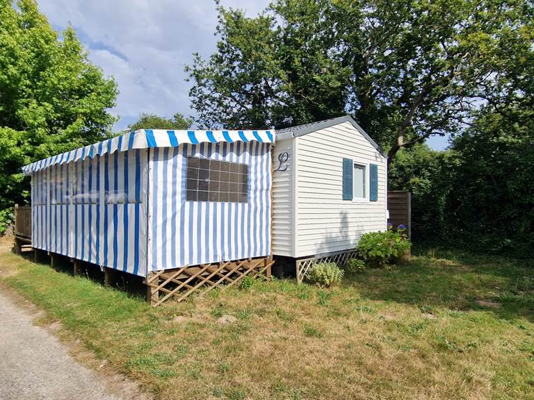 extérieur MOBIL-HOME DE PROPRIETAIRE 85