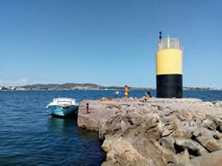 Le phare Roquerol où Brassens aimait aller se baigner avec ses copains