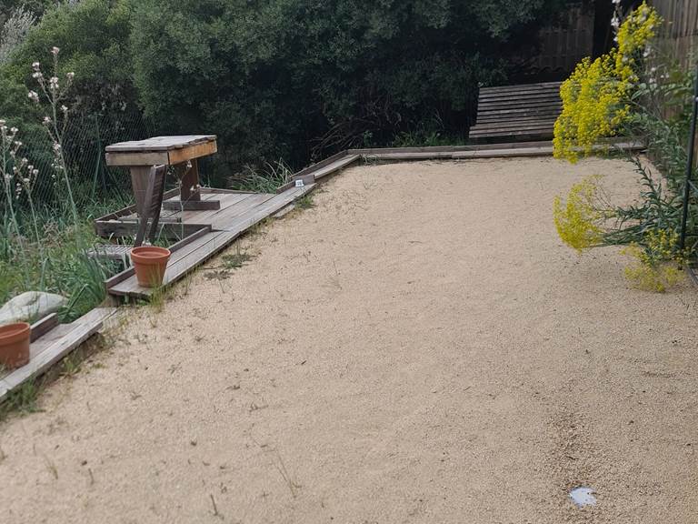 le terrain de pétanque