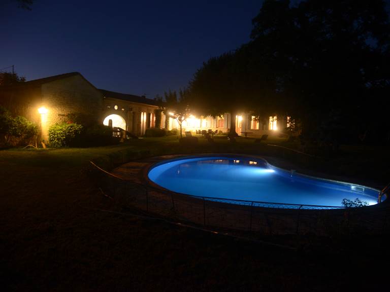 29 3 Piscine nuit