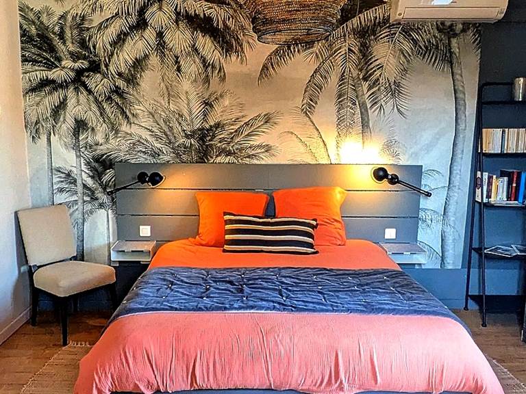 chambre-lit Queen-size-16 bis gite-hotel-albi-marssac-terssac-gaillac