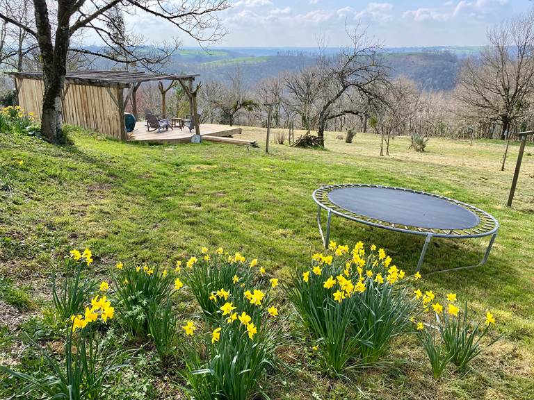 jeu enfant trampoline