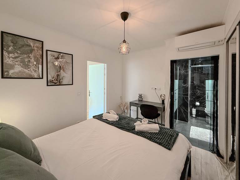 ID211_LATOURMAUBOURG CANNES RENTALS16