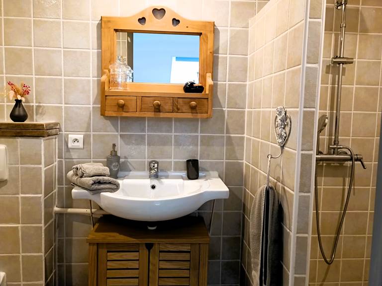 Gîtes, chambre d'hôtes et table d'hôtes gastronomique à Casteljaloux Lot et Garonne, piscine, jacuzzi et spa