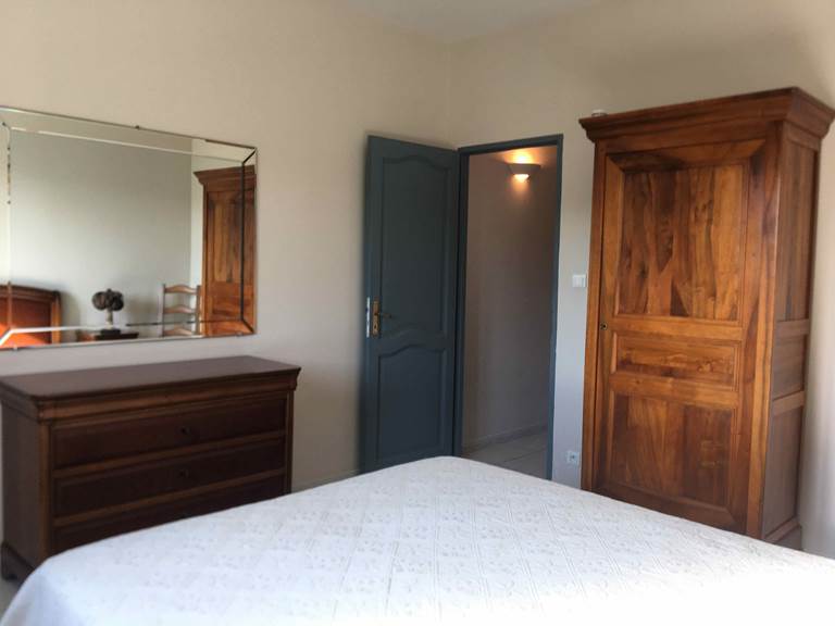 25 Villa provence verte La Roquebrussanne chambre 2 2