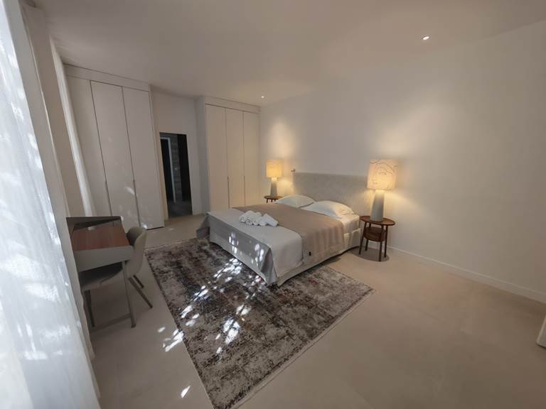 Villa 6