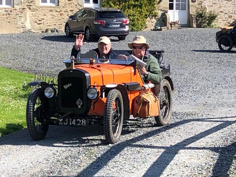 ça démarre à la manivelle